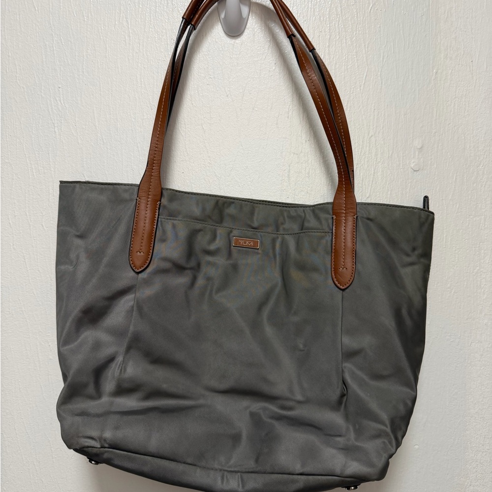 Time Gray Tote Bag with Brown Handles